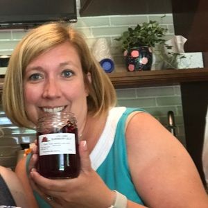 Meet your Posher, Lori